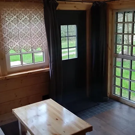 Pollu Talu Puhkemajake