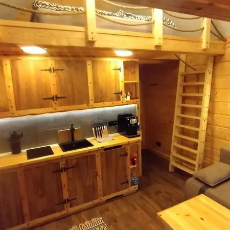 Villa Pollu Talu Puhkemajake Vanakubja