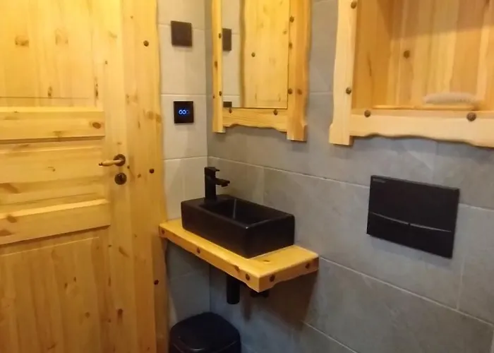 Pollu Talu Puhkemajake