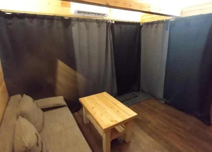 Pollu Talu Puhkemajake Willa